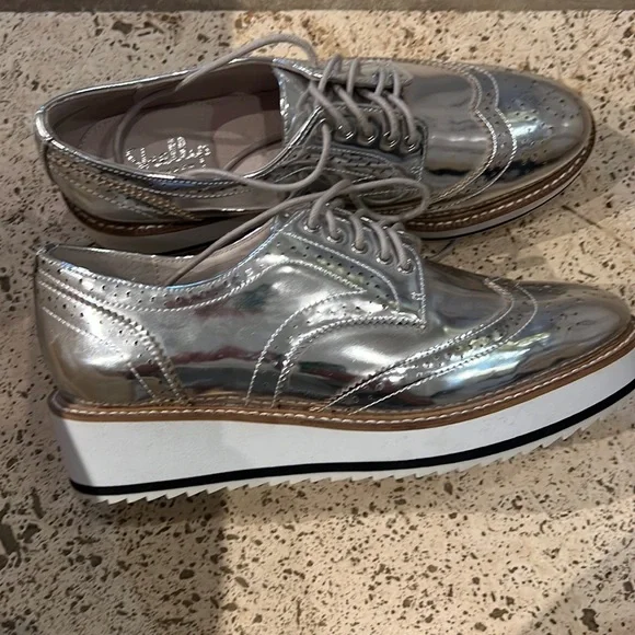 Brand new silver Shelley shoes!!! Cutest ever!! - Picture 2 of 5